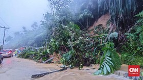 Banjir dan Longsor di Sumbar, Satu Jembatan Putus