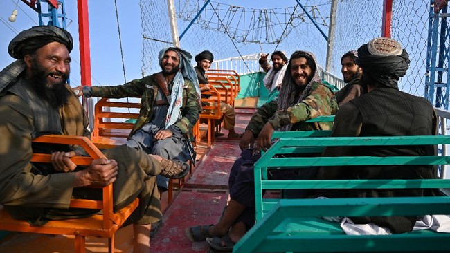 Rusia dan sejumlah negara di Asia Tengah sepakat untuk bekerja sama dengan Taliban untuk menjaga keamanan di kawasan.