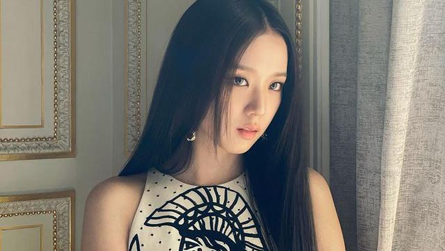 Penampilan Jisoo BLACKPINK di Paris Fashion Week 2021, Cantik Menawan! Penampilan Jisoo BLACKPINK di Paris Fashion Week 2021, Cantik Menawan!