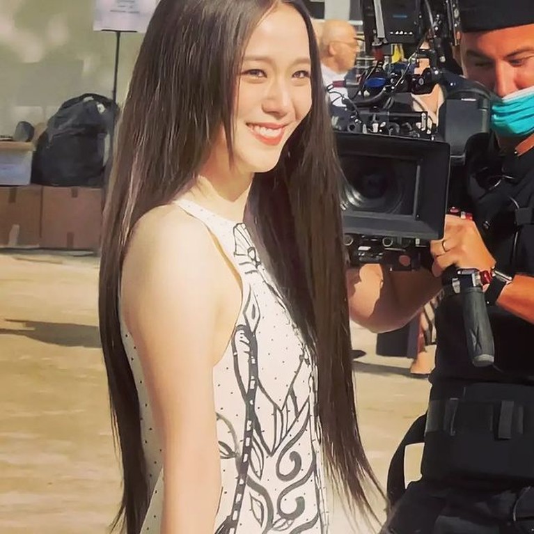 Penampilan Jisoo BLACKPINK di Paris Fashion Week 2021, Cantik Menawan! Penampilan Jisoo BLACKPINK di Paris Fashion Week 2021, Cantik Menawan!