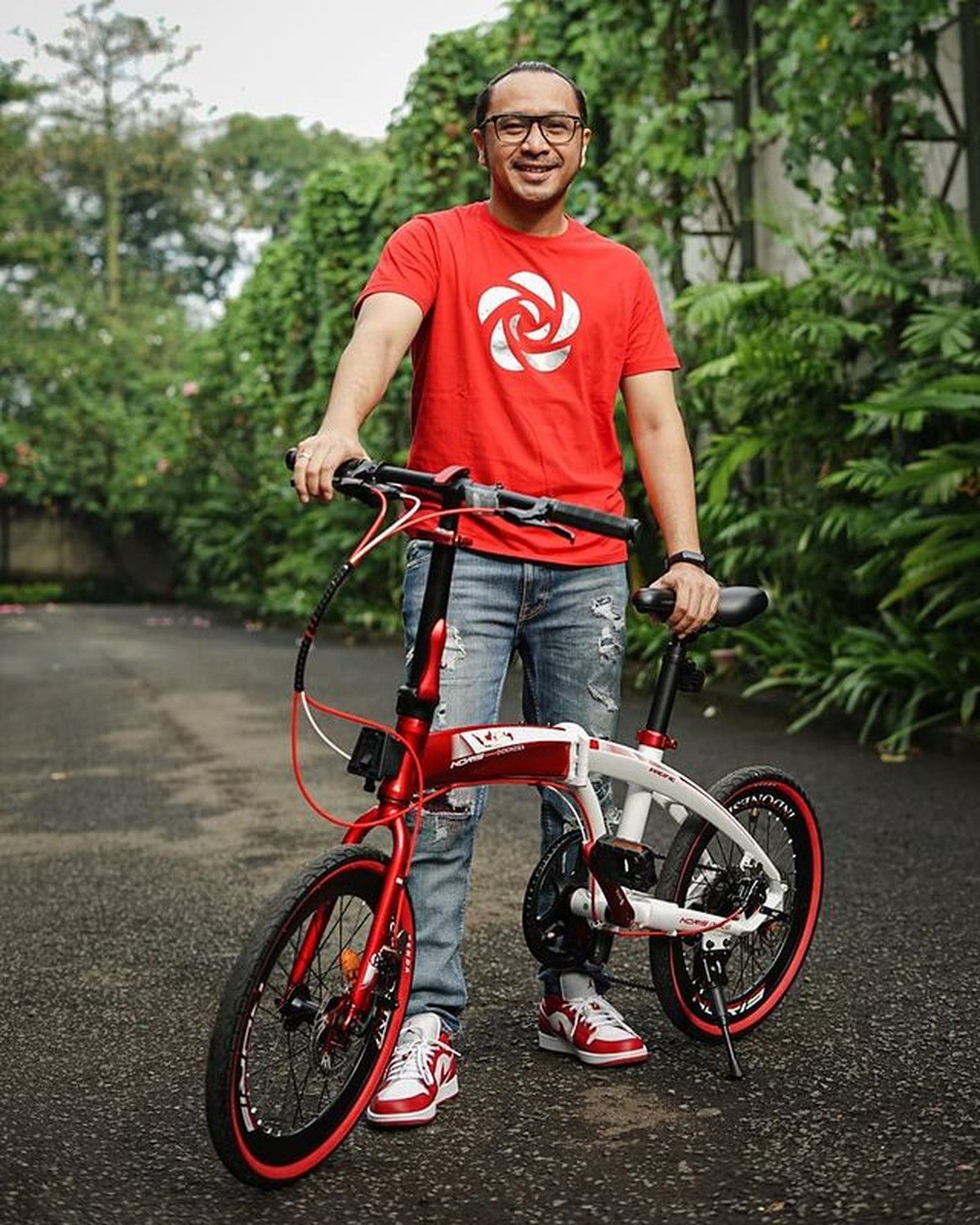 Potret Terbaru Giring Eks Nidji yang Kini Tuai Kontroversi