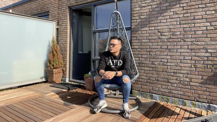 Reza in Holland