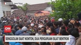 VIDEO: Senggolan Saat Nonton, Dua Perguruan Silat Bentrok