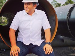 Intip Garasi Dirut Krakatau Steel Silmy Karim: Moge Harley sampai Mobil Kekar