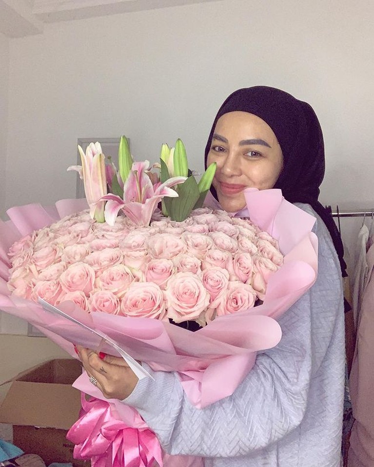 Dulu Berbaju Seksi, Kini Nadia Christina Tampil Berhijab