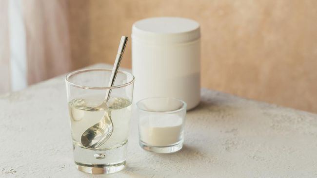 Dokter spesialis kulit mengungkapkan bahwa ada efek jangka panjang untuk tubuh dari konsumsi minuman berkolagen. Apa itu?