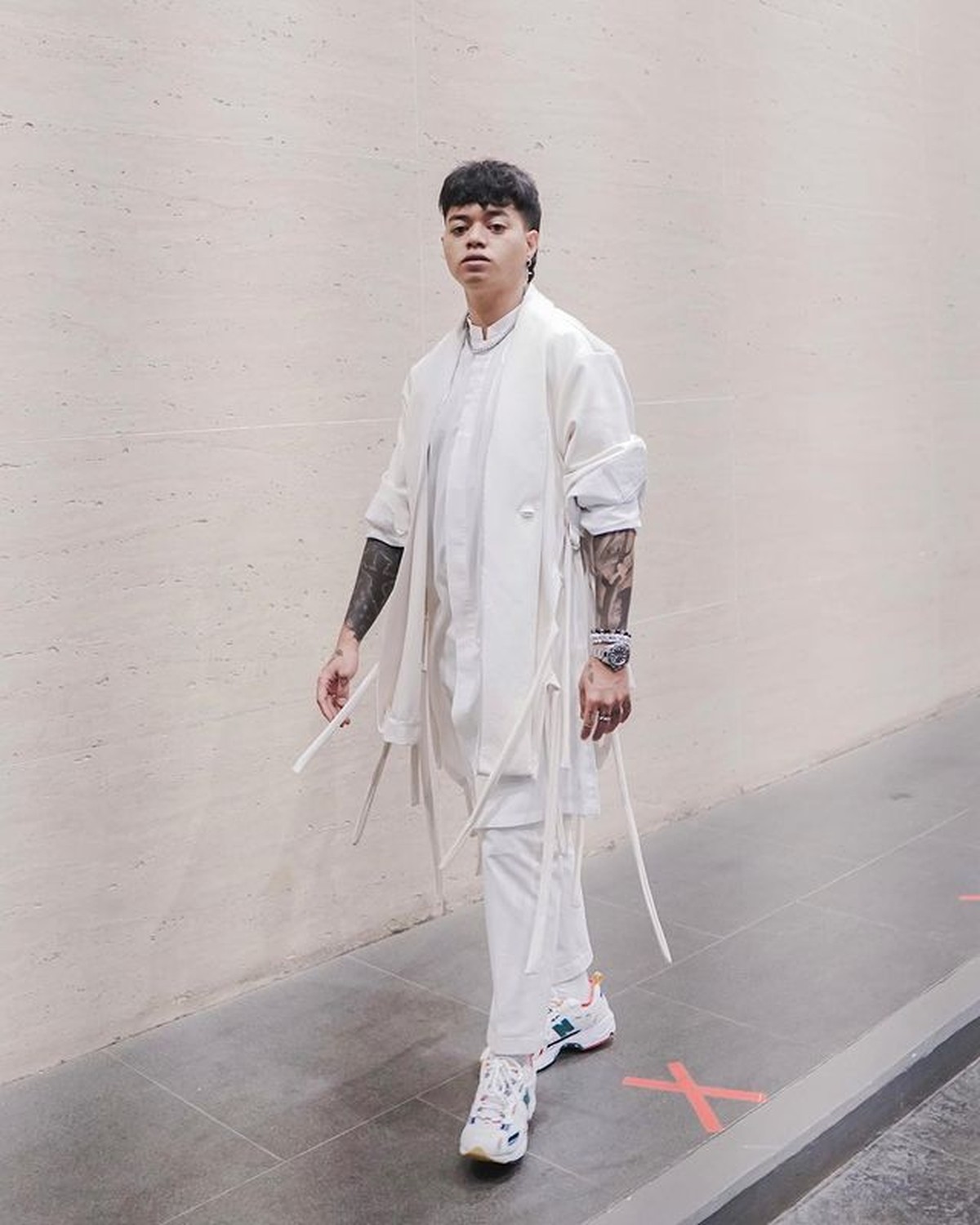 Beberapa artis Tanah Air pernah mengaku tak percaya akan Tuhan dan juga ada yang tak percaya agama&period; Yuk lihat siapa saja&excl;