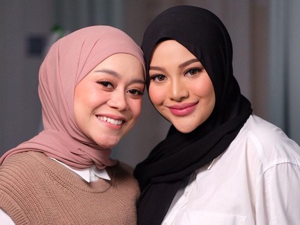 5 Potret Lesti Kejora & Aurel Hermansyah, Sama-sama Pamer Baby Bump Bun
