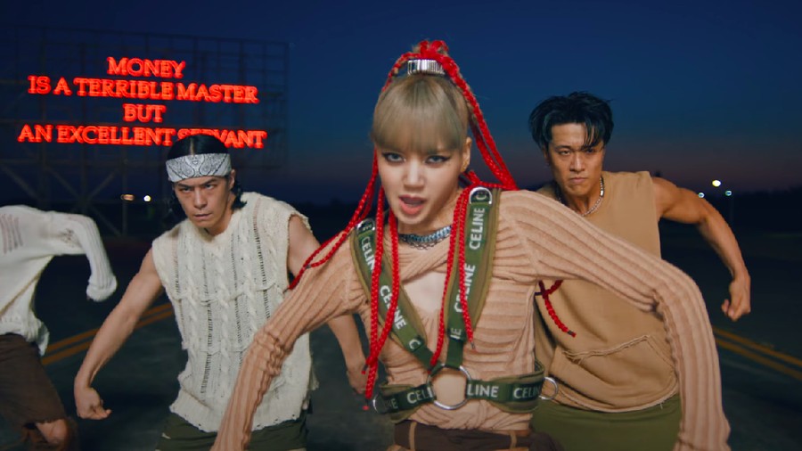 Lisa BLACKPINK