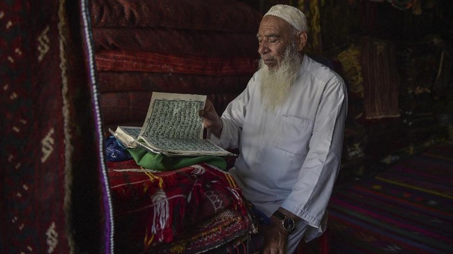 FOTO: Karpet-karpet Afghanistan Kehilangan Pengagum