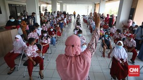 DPRD Terima Laporan SD dan SMP Negeri di Jakbar Paksa Siswi Berhijab