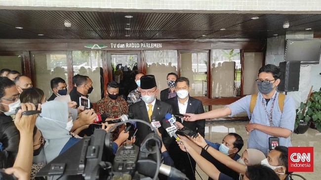 Lodewijk yang baru menjadi Wakil Ketua DPR menggantikan Azis Syamsuddin menjelaskan soal urgensi kunjungan Baleg ke Amerika Latin untuk studi banding RUU TPKS.