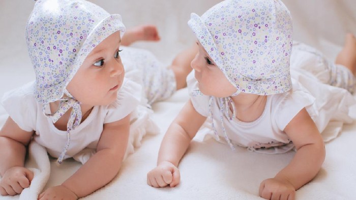 Ilustrasi nama bayi kembar