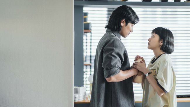Sejumlah aksi manis telah ditunjukkan Ahn Bo-hyun pada Kim Go-eun di drama Yumi's Cells.