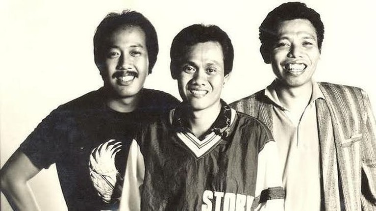 Warkop DKI adalah grup lawak legendaris yang populer pada tahun 90-an hingga kini masih tersimpan di hati masyarakat. Yuk intip!