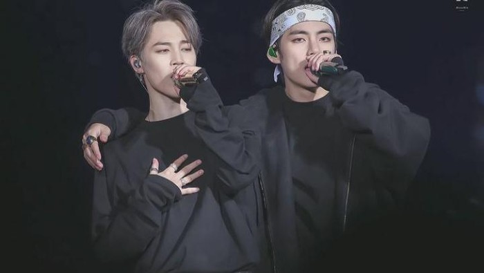 Jimin dan V BTS Buktikan Kalau Libra dan Capricorn Adalah Teman yang Sempurna, Bikin Iri Deh!