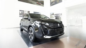Peugeot 3008 dan 5008 Baru Pepet Harga Fortuner-Pajero Sport