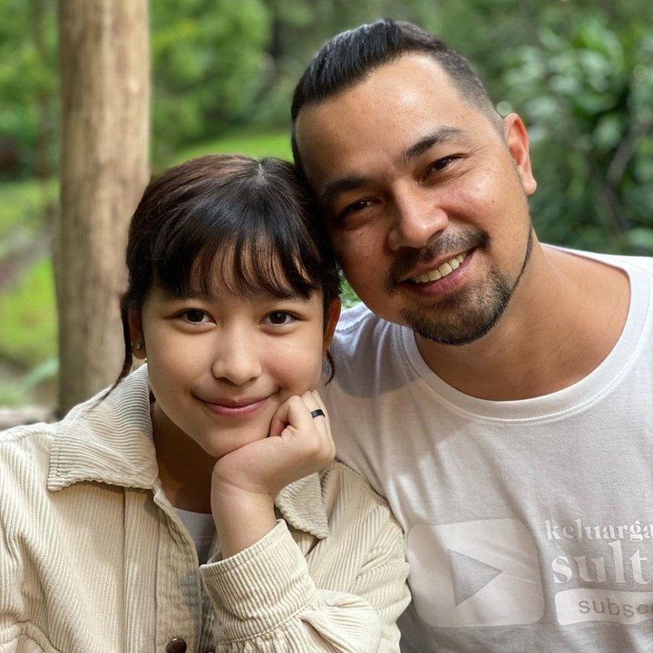 <p>Sultan Djorghi dan Anisa Trihapsari memiliki seorang putri bernama Aquene Aziz Djorghi. (Foto: Instagram @djorghisultan)</p>