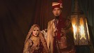 Mulan Jameela dan Ahmad Dhani melakukan pemotretan tema Bollywood pakai busana India&period; Yuk intip&excl;