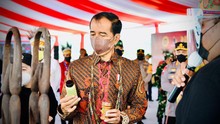 Mahasiswa Bandung Demo Kritik Kinerja 2 Tahun Jokowi-Ma'ruf