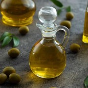 5 Bahan Alami untuk Mencegah Kerutan di Area Mata