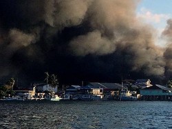 Kebakaran Hebat Hanguskan Sebagian Pulau Berpenduduk di Honduras