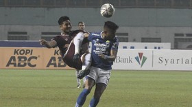 Hasil Liga 1: Persib Kalahkan Persipura 3-0
