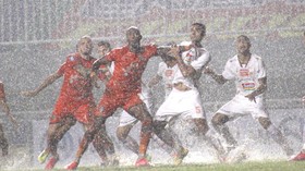 FOTO: Persija Menang, Persib Ditahan PSM