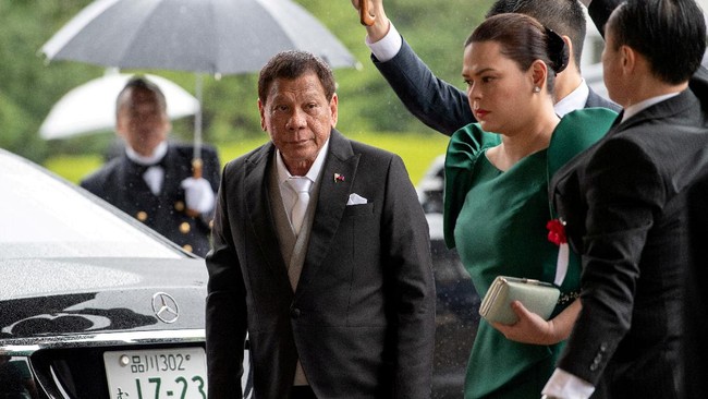 Presiden Duterte sebut putrinya, Sara Duterte-Carpio bakal maju dalam pemilihan presiden tahun 2022. 