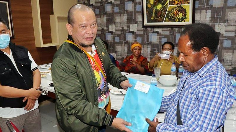 Sejumlah kepala suku di Papua mendukung Ketua DPD RI, AA LaNyalla Mahmud Mattalitti melanjutkan program-program yang dilakukan Presiden Jokowi.