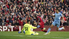 Hasil Liga Inggris: Drama Empat Gol di Liverpool vs Man City