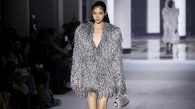 FOTO: Ekspansi Batman dalam Sentuhan Lanvin