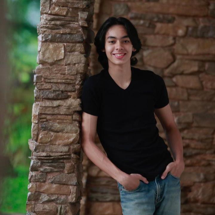 <p>Melalui media sosial Instagramnya, Fattah kerap membagikan potret dirinya, lho. 9Foto: Instagram @fattahsyach0</p>