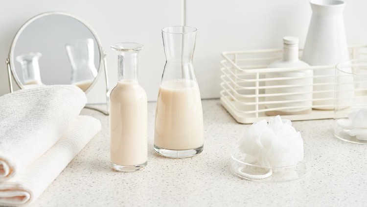 ilustrasi susu kambing untuk produk skincare ilustrasi susu kambing untuk produk skincare