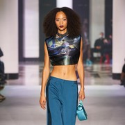 Lanvin Jadikan Film Batman Sebagai Inspirasi Koleksi Terbarunya yang Glamor di Paris Fashion Week