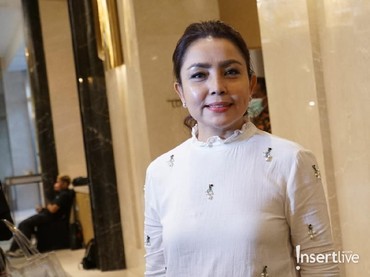 img-title Mulai Ikut Acara Keluarga Cendana, Mayangsari: Aku Tahu Diri