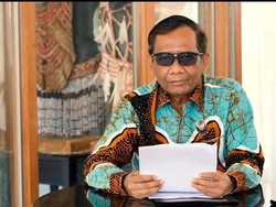 Enembe Tersangka KPK Padahal Papua 7 Kali WTP, Mahfud Bicara Kemungkinannya