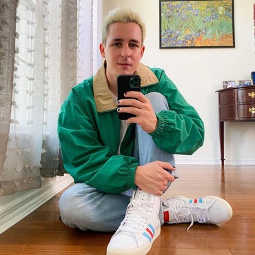 Lirik Lagu Everything Sucks - Vaultboy