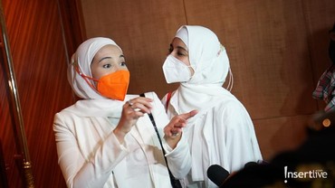 img-title Zaskia Sungkar Senang Bagi Pengalaman Menjadi Ibu ke Shireen Sungkar