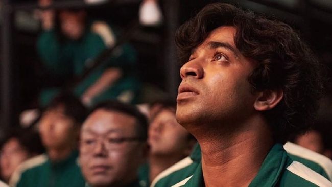 Rupanya pemeran Ali dalam serial Squid Game pernah beberapa kali muncul di drama Korea, salah satunya Descendants of The Sun.