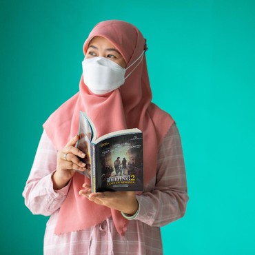 Asma Nadia Rilis Novel Baru 'Assalamualaikum Beijing 2: Lost In Ningxia'