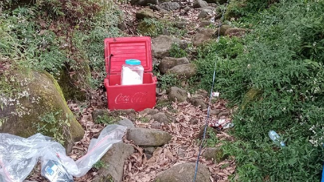 Narapidana terorisme yang telah berikrar setia kepada Pancasila dan NKRI mengaku menyimpan bahan peledak di Gunung Ciremai, Jawa Barat.