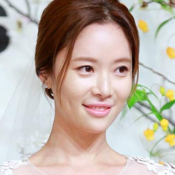 Hwang Jung Eum