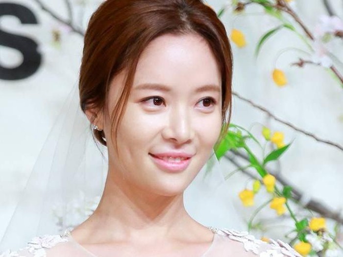Hwang Jung Eum