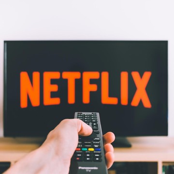 img-title 4 Anime Seram Tapi Bikin Penasaran di Netflix, Cocok Buat Temani Waktu Menuju Akhir Pekanmu!