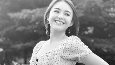 Pamer Foto 'Hamil', Amanda Manopo Jadi Sorotan