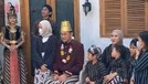Potret Perayaan Ultah Hanung Bramantyo yang ke-46 Bak Sultan Kerajaan Hanung Bramantyo berulang tahun yang ke 46, ia pun dapat kejutan unik dari sang istri. Yuk kita intip momennya!