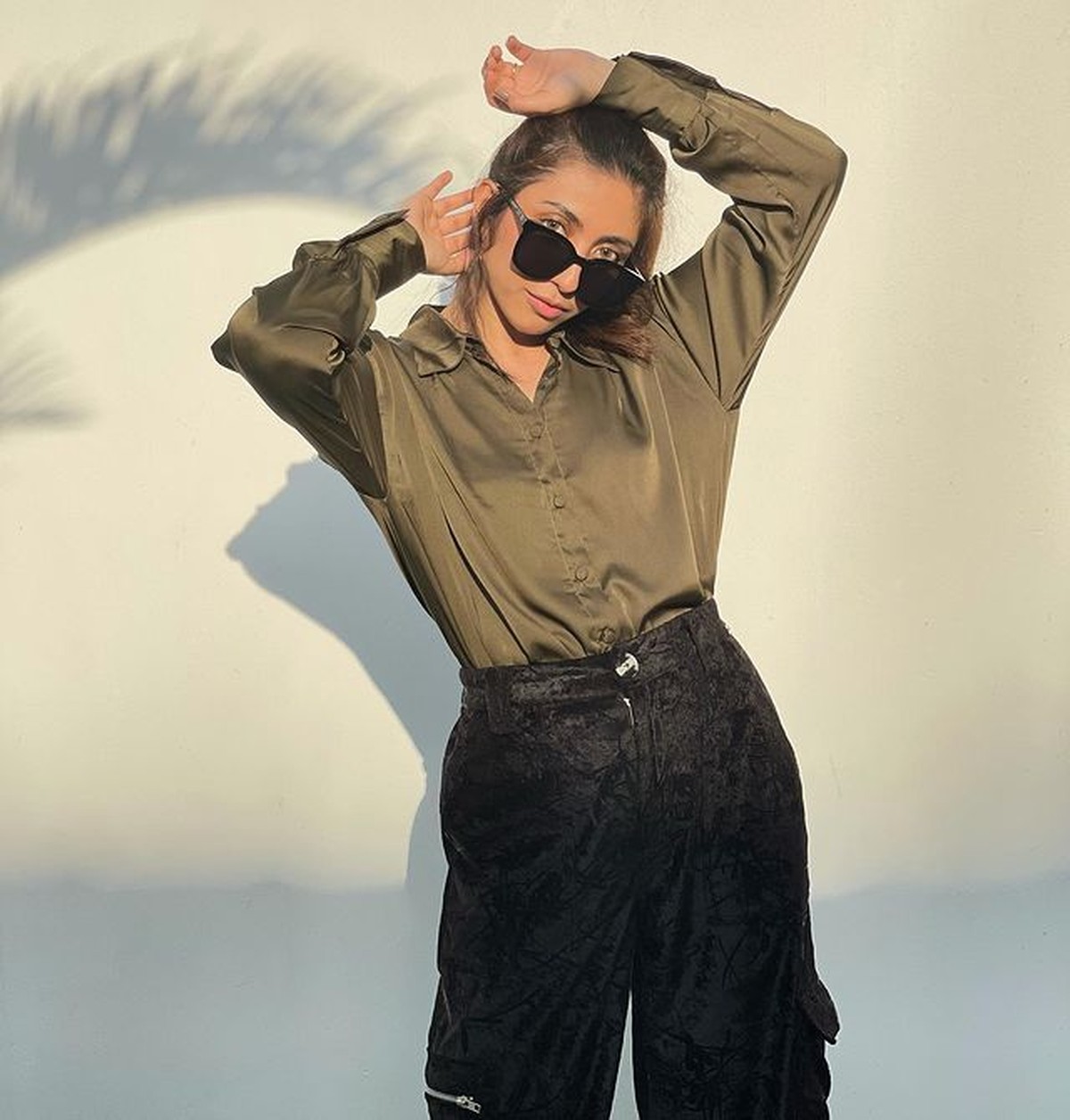 Vicky Alaydrus sahabat Rachel Vennya sedang disorot karena memutuskan lepas hijab&period; Yuk intip sosoknya&excl;