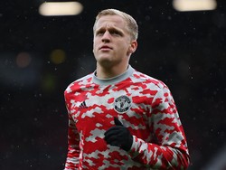 Everton Mau Coba Gaet Van de Beek Lagi di Bulan Januari?