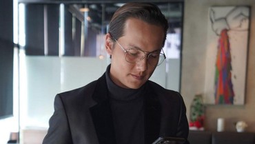 img-title Potongan Rambut Lawas Andhika Pratama Undang Gelak Tawa Rekan Artis